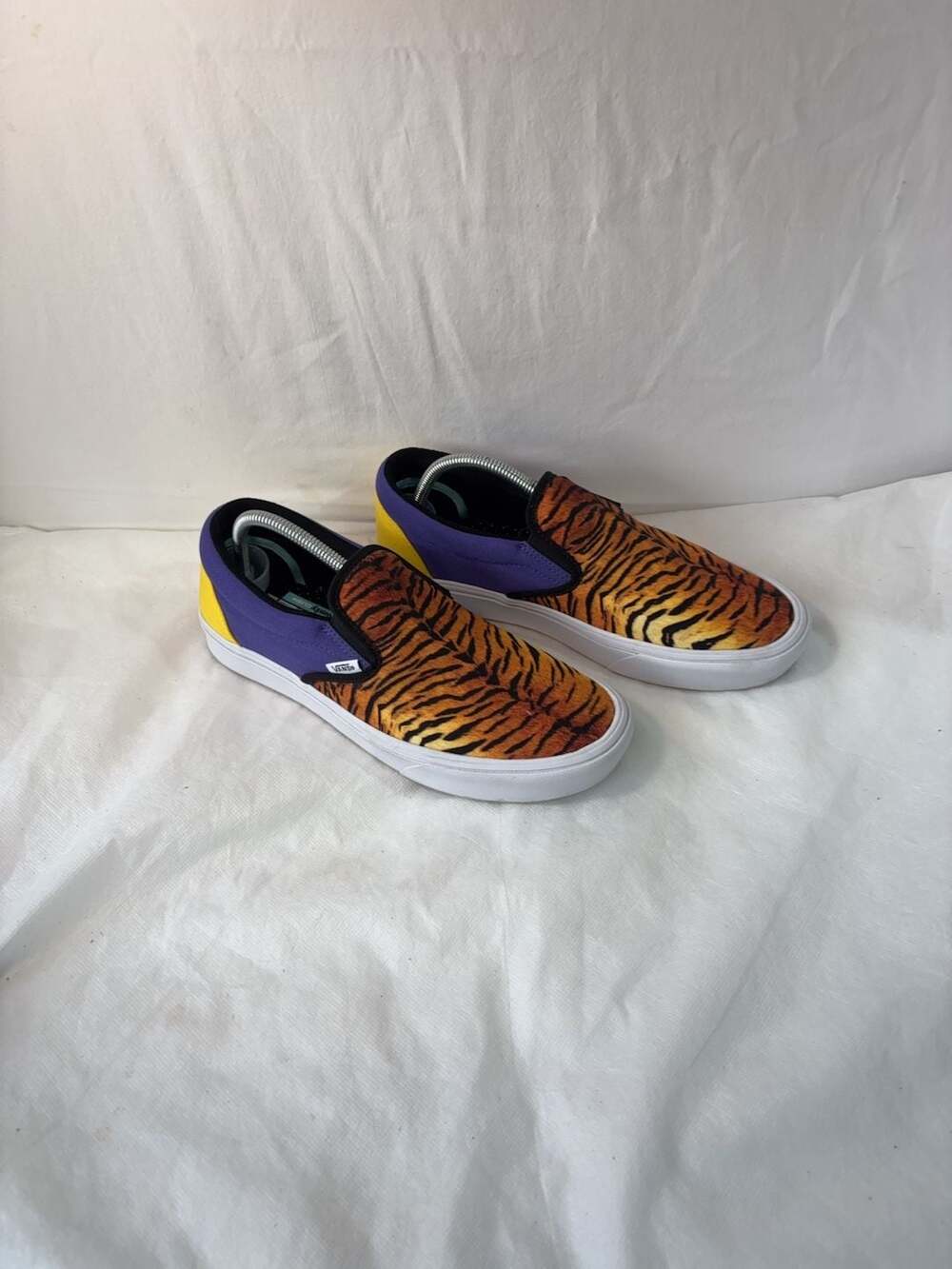LSU Tigers Vans ComfyCush Slip-On Tiger Print Purple Yellow Shoes Men's 9.5